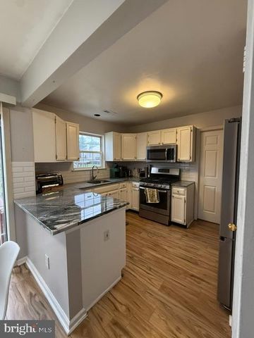 21 CHEROKEE TRL, Burlington, NJ 08016