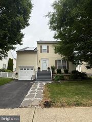 21 CHEROKEE TRL, Burlington, NJ 08016