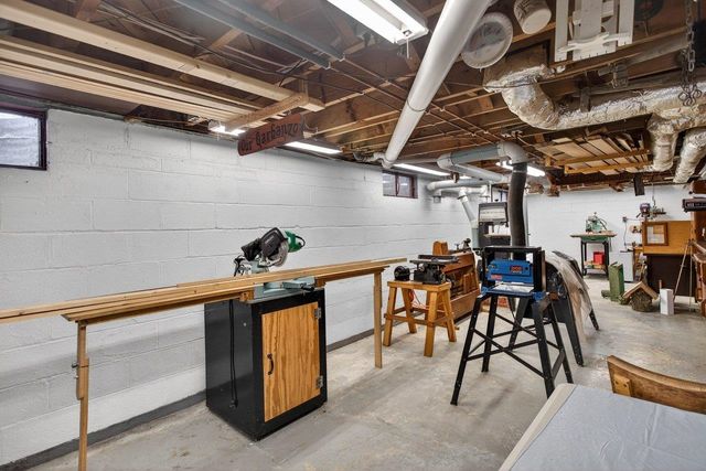 1098 PATTERSON MILL RD, Grottoes, VA 24441