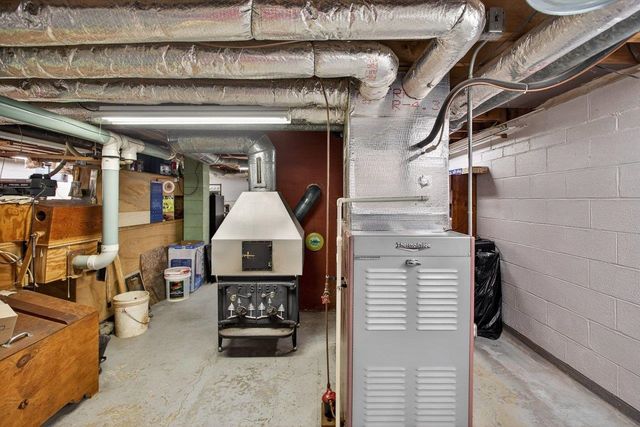 1098 PATTERSON MILL RD, Grottoes, VA 24441