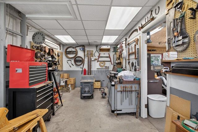 1098 PATTERSON MILL RD, Grottoes, VA 24441