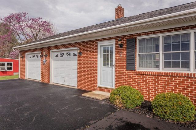 1098 PATTERSON MILL RD, Grottoes, VA 24441