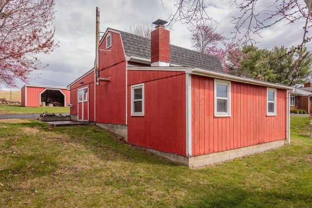 1098 PATTERSON MILL RD, Grottoes, VA 24441