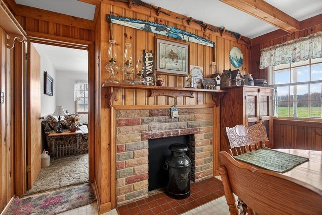 1098 PATTERSON MILL RD, Grottoes, VA 24441