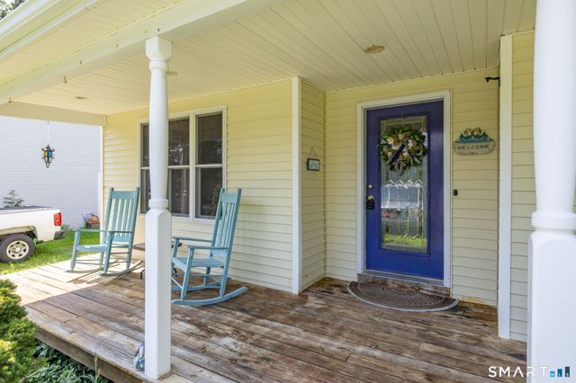 296 Lakemere Drive, Southbury, CT 06488