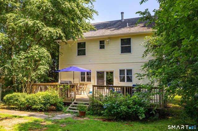 296 Lakemere Drive, Southbury, CT 06488