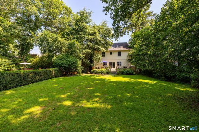 296 Lakemere Drive, Southbury, CT 06488