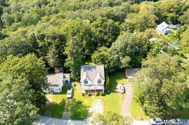 296 Lakemere Drive, Southbury, CT 06488