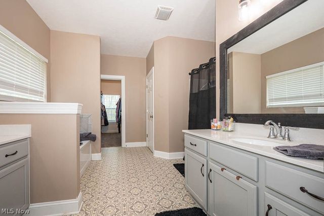 32094 Westward Way, Lisbon, OH 44432
