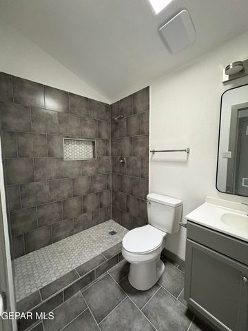 11415 Sundrop Court A, El Paso, TX 79936