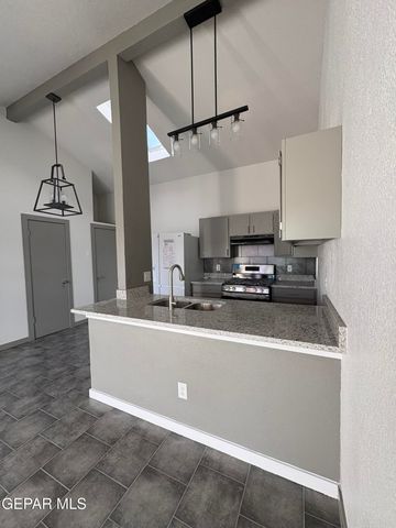 11415 Sundrop Court A, El Paso, TX 79936