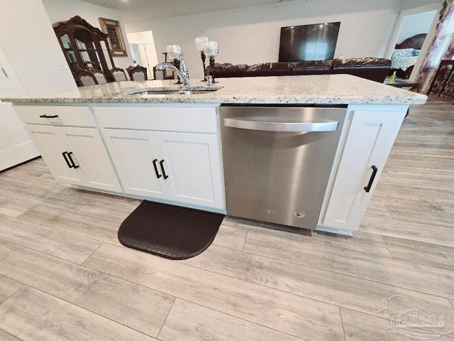11013 Coues Dr, Pensacola, FL 32526