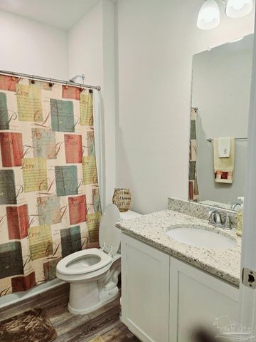 11013 Coues Dr, Pensacola, FL 32526