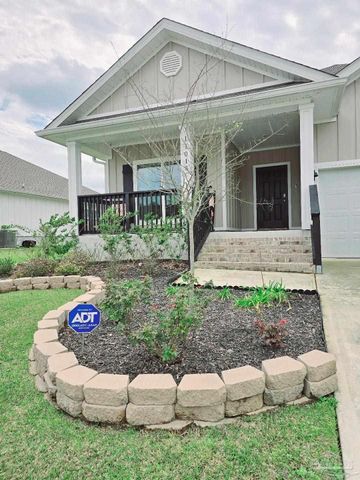 11013 Coues Dr, Pensacola, FL 32526