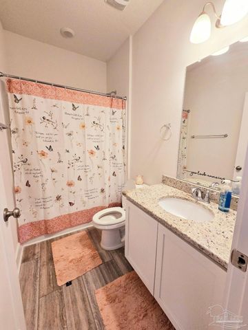 11013 Coues Dr, Pensacola, FL 32526