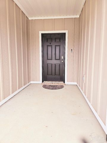 11013 Coues Dr, Pensacola, FL 32526