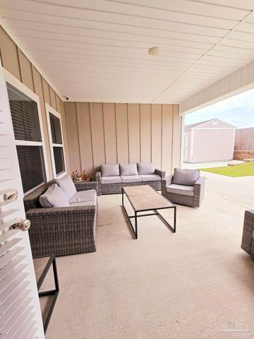 11013 Coues Dr, Pensacola, FL 32526