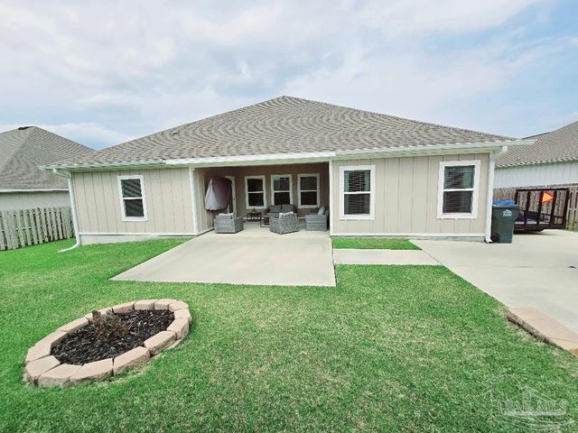 11013 Coues Dr, Pensacola, FL 32526