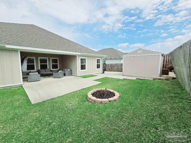 11013 Coues Dr, Pensacola, FL 32526