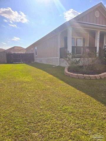 11013 Coues Dr, Pensacola, FL 32526