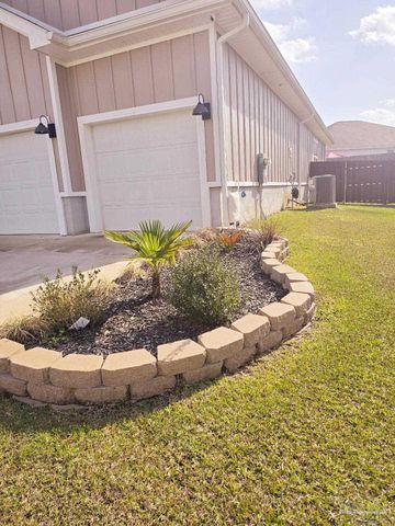 11013 Coues Dr, Pensacola, FL 32526