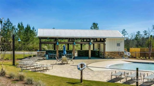 11013 Coues Dr, Pensacola, FL 32526