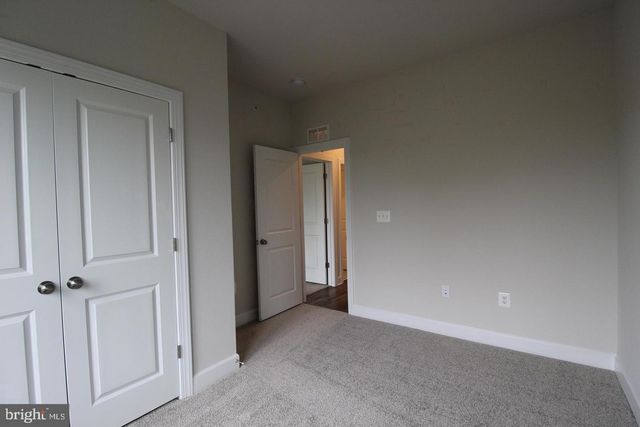 22466 FOUNDATION DR, Ashburn, VA 20148