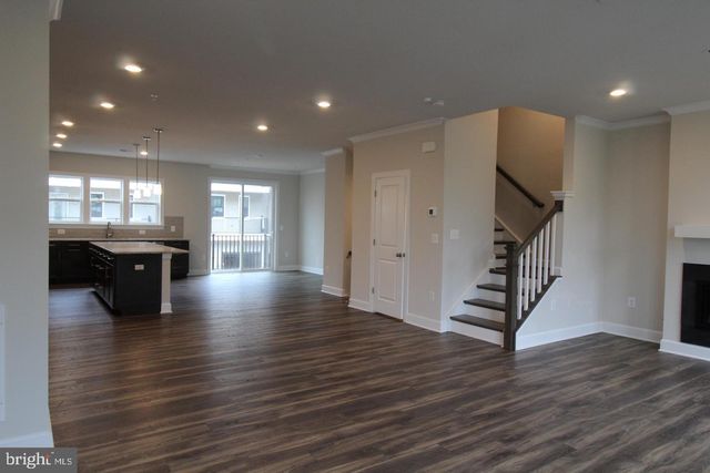 22466 FOUNDATION DR, Ashburn, VA 20148