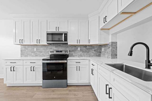 4734 Lucerne Lakes Blvd 303, Lake Worth, FL 33467