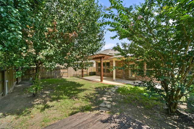 13515 Smith Lake Lane, Houston, TX 77044