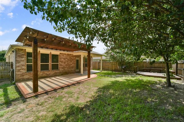 13515 Smith Lake Lane, Houston, TX 77044