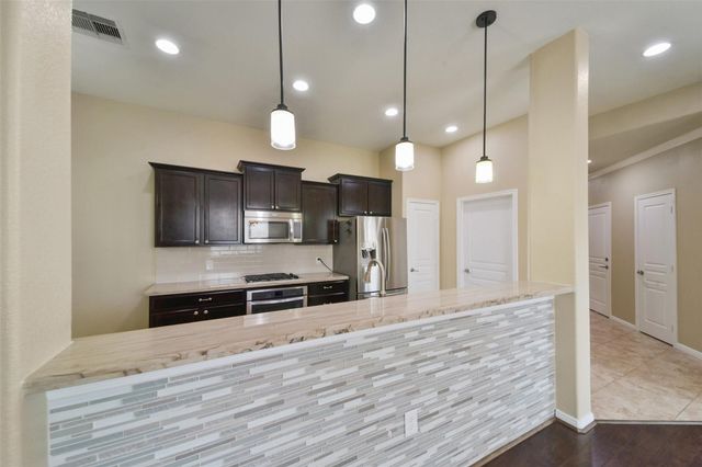 13515 Smith Lake Lane, Houston, TX 77044