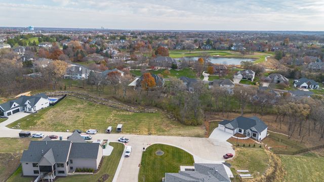 1122 S Wilder Place, West Des Moines, IA 50266