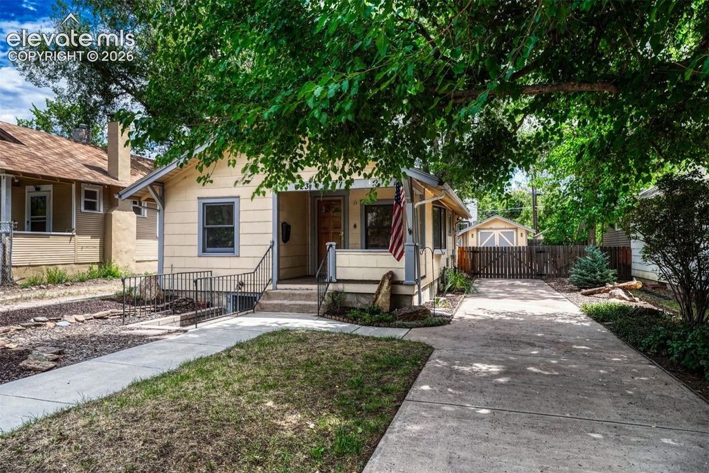 423 Custer Avenue, Colorado Springs, CO 80903 — photo 2