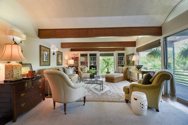 226 Beachview Lane, North Barrington, IL 60010