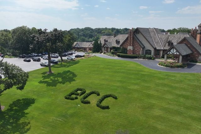 226 Beachview Lane, North Barrington, IL 60010