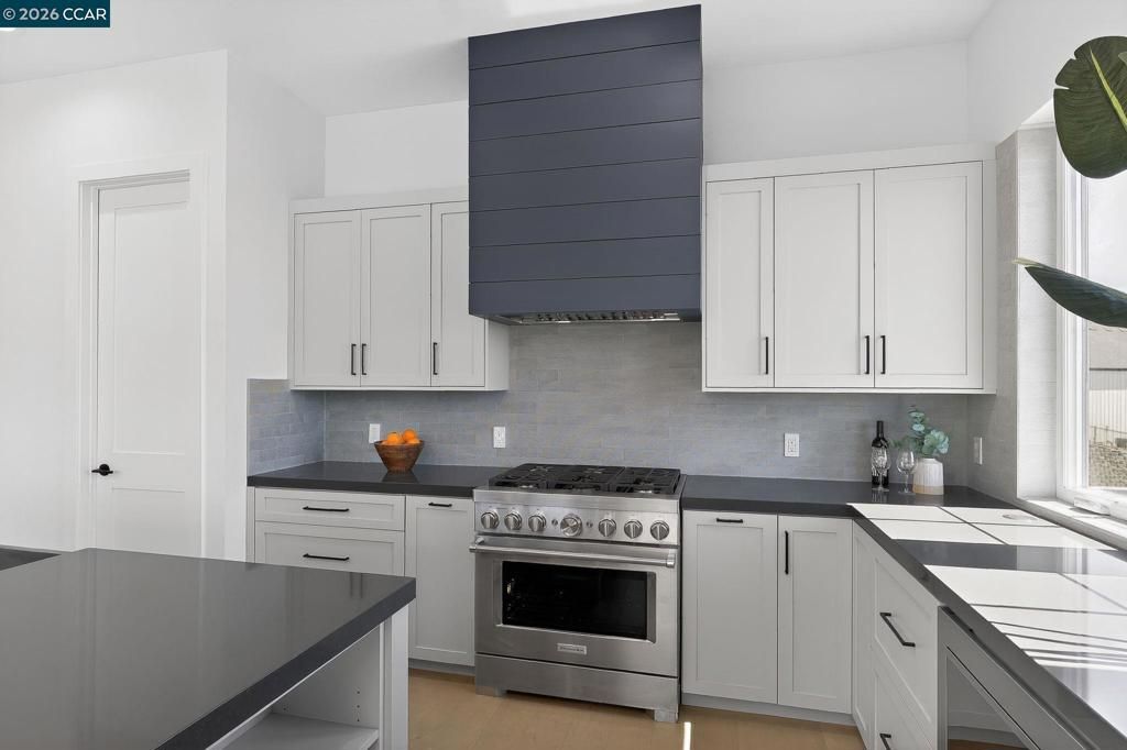 Image 14 of property listing at 3607 Orbetello Ct, Santa Rosa, CA 95404