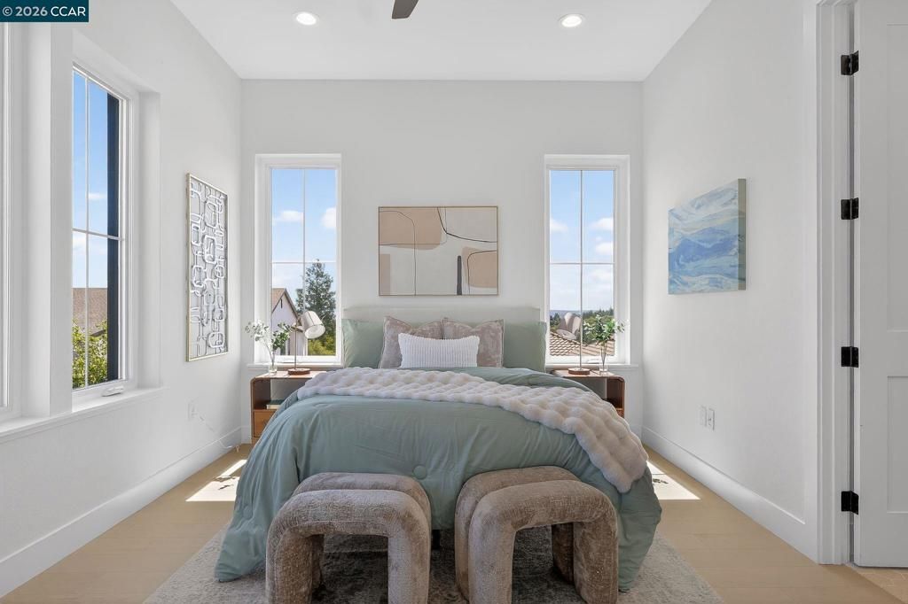 Image 25 of property listing at 3607 Orbetello Ct, Santa Rosa, CA 95404