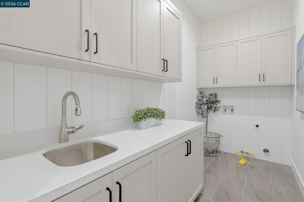 Image 33 of property listing at 3607 Orbetello Ct, Santa Rosa, CA 95404