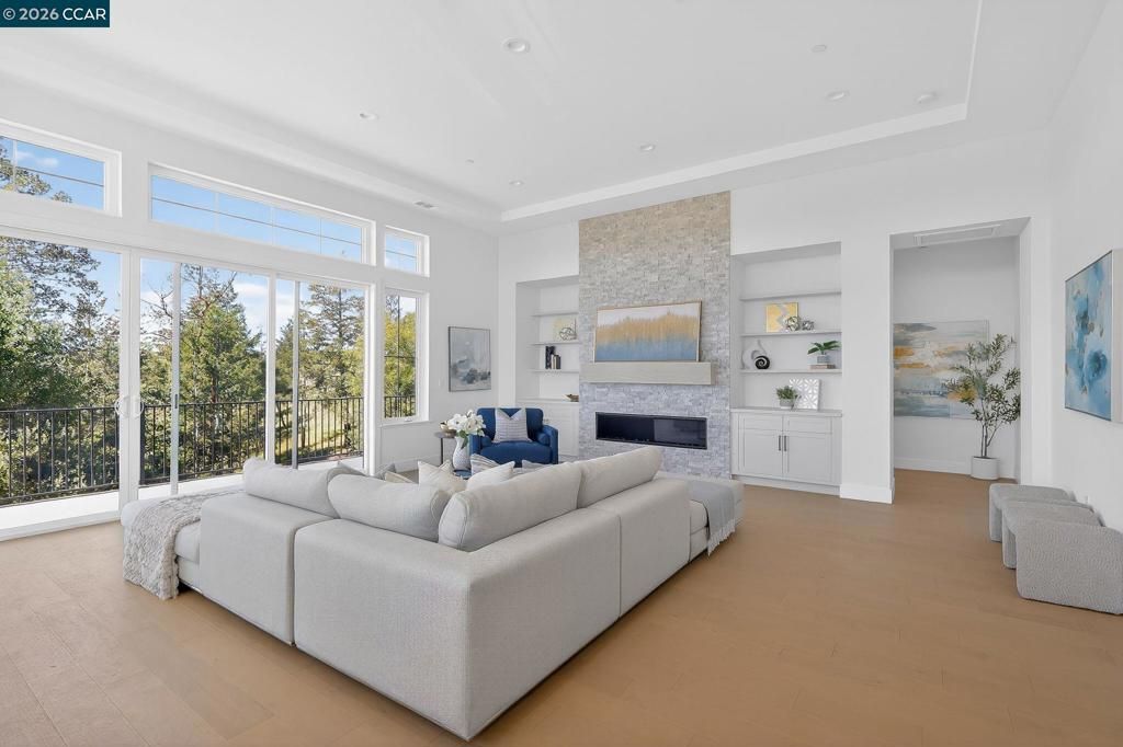 Image 7 of property listing at 3607 Orbetello Ct, Santa Rosa, CA 95404