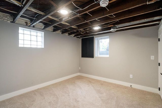 2344 E Oklahoma AVENUE, Milwaukee, WI 53207