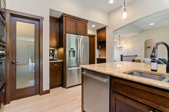 W6953 ROCKDALE LANE, Greenville, WI 54942