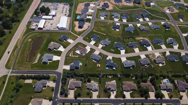 W6953 ROCKDALE LANE, Greenville, WI 54942