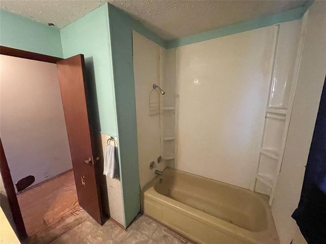 704 Rabon Drive, Stratford, OK 74872