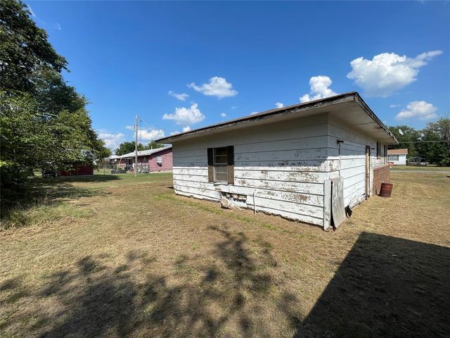 704 Rabon Drive, Stratford, OK 74872