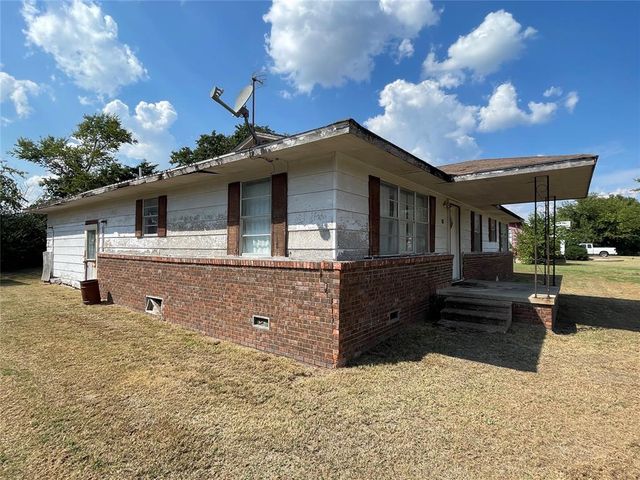 704 Rabon Drive, Stratford, OK 74872