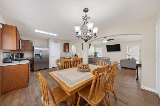 7523 Stallion Trail Drive, Humble, TX 77338