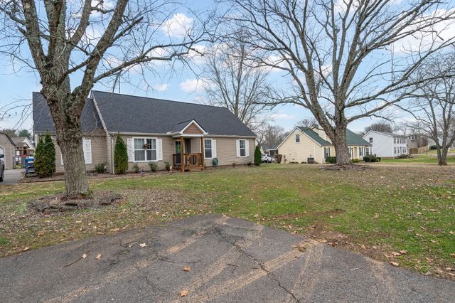 7953 Franklin Rd, Murfreesboro, TN 37128