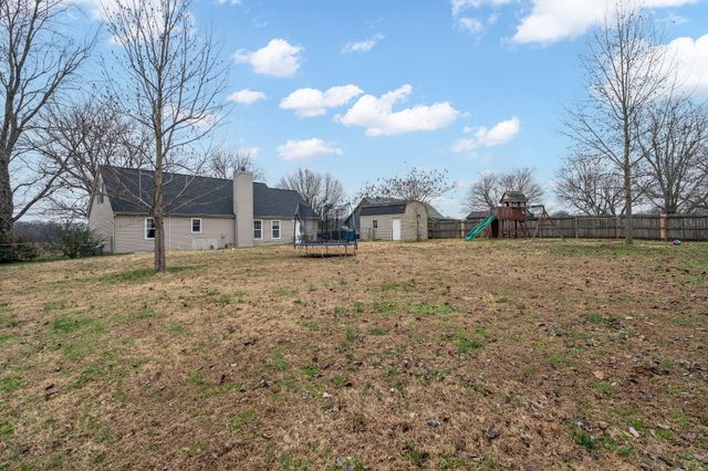 7953 Franklin Rd, Murfreesboro, TN 37128