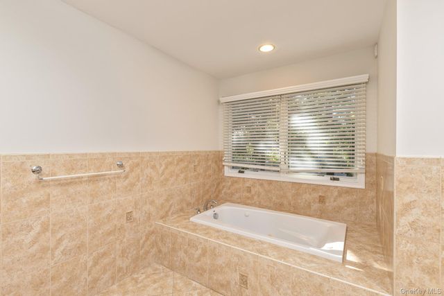37 W Woodside Avenue, Patchogue, NY 11772
